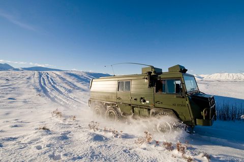 Geschlossene Ausführung mit drei Achsen im Armeedienst in Neuseeland.