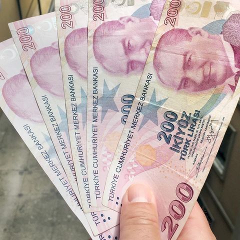 Türkei: Türkische Lira fällt auf Rekordtief