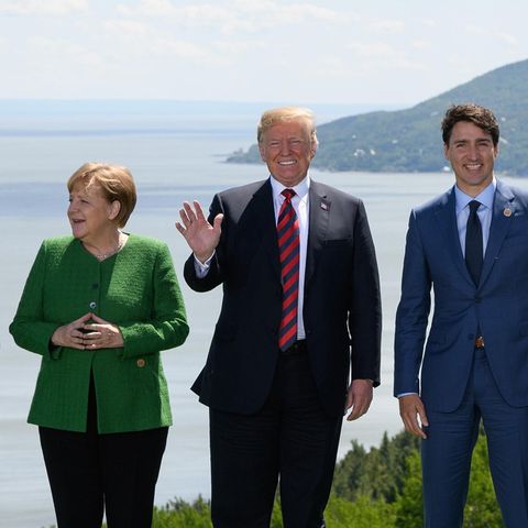 Politikergehälter: Wie viel verdienen eigentlich Merkel, Trump und Co.?