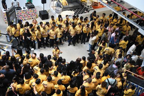 Ansturm auf Möbelhaus: IKEA eröffnet seine erste Filiale in Indien - und die ist ganz anders als in Europa