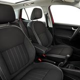 Die Sechsgang-Handschaltung ist durchaus gelungen