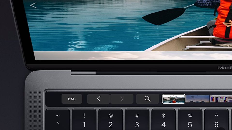 Neues Apple-Notebook: Sieht cool aus, hat aber wenig Mehrwert: die Touch Bar. Sieht cool aus, hat aber wenig Mehrwert: die Touch Bar.