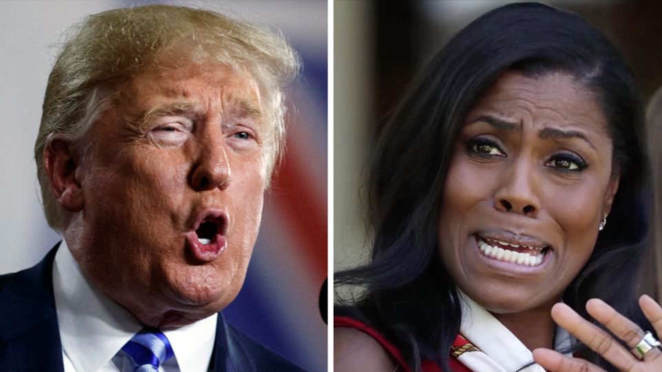 Ex-Trump-Mitarbeiterin: Trump gegen Omarosa: Wie in einer Reality-Show – und die Treffer sitzen Ex-Trump-Mitarbeiterin: Trump gegen Omarosa: Wie in einer Reality-Show – und die Treffer sitzen