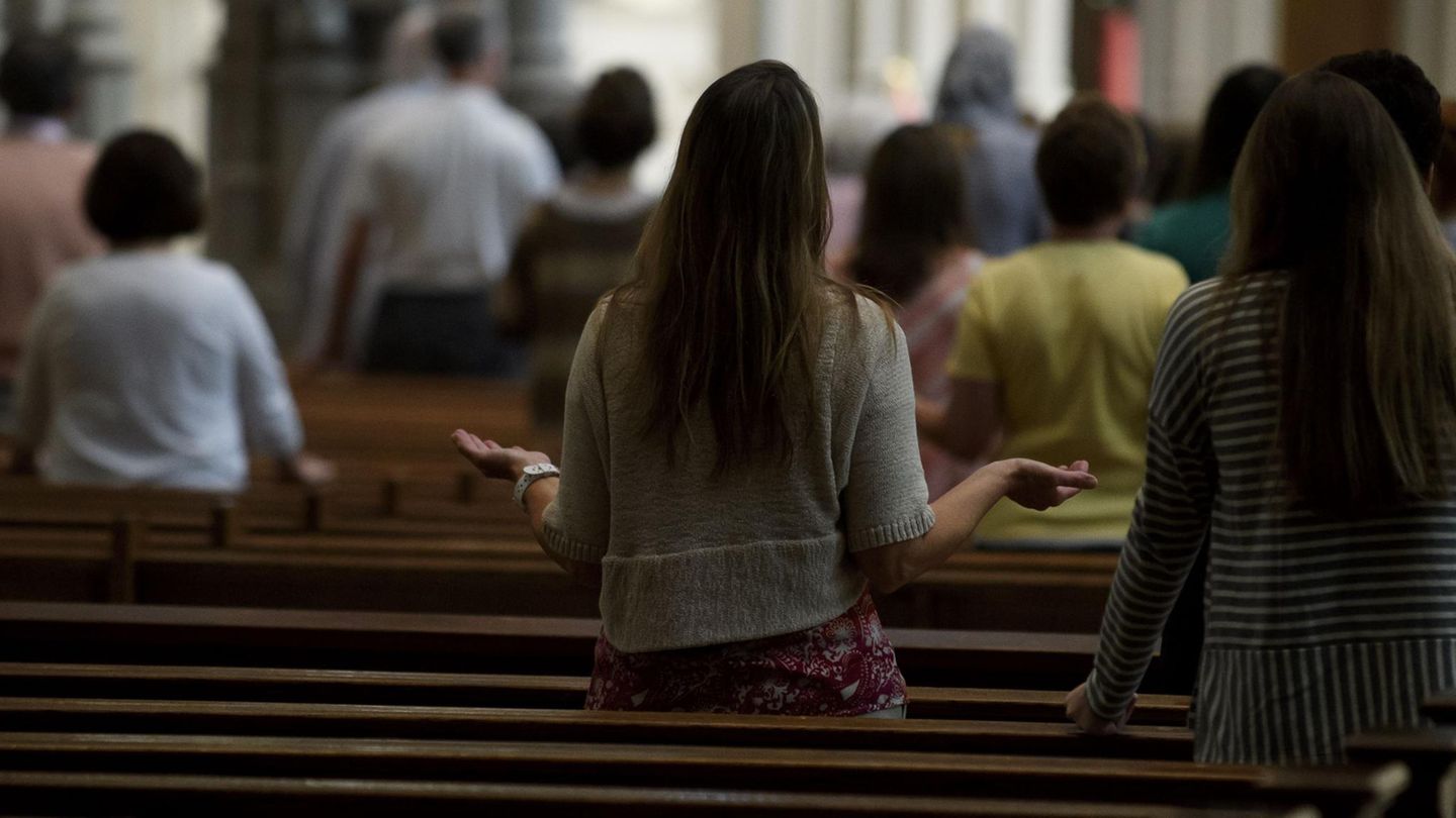 Missbrauchsskandal um Priester in Pennsylvania: Opfer berichten