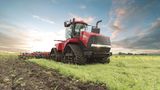 An der Spitze des Rankings steht der Case IH Steiger/Quadtrac 620 mit 692 PS. Damit ist er fast so stark wie das Porsche Top-Modell 911 GT2 RS. Das Schwergewicht bringt seine 3.000 Newtonmeter Drehmoment über einen Kettenantrieb auf den Boden.