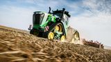 Der John Deere 9620RX verfehlt mit gleicher Leistung von 670 PS das Podium nur knapp. Mit 25 Tonnen Eigengewicht bringt er drei Tonnen mehr auf die Waage als Platz drei.