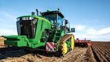 Der US-amerikanische Hersteller Deere & Company baut nicht nur den viertplatzierten Traktor 9620RX, sondern bietet auch ein kompakteres Modell an. Der John Deere 9570RX leistet 628 PS mit seinem 15 Liter-Hubraum-Motor.