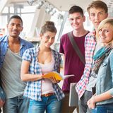 Platz 12: Sozialwissenschaften  Ein klares Berufsbild gibt es für Sozialwissenschaftler nicht - die Spanne reicht von Medienberufen, über Marktforschung bis zu Unternehmensberatung. Das durchschnittliche Einstiegsgehalt liegt bei 39.599 Euro.