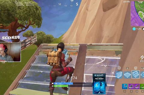 Ninja spielt professionell "Fortnite". Frauen kommen aber nur als Avatar vor