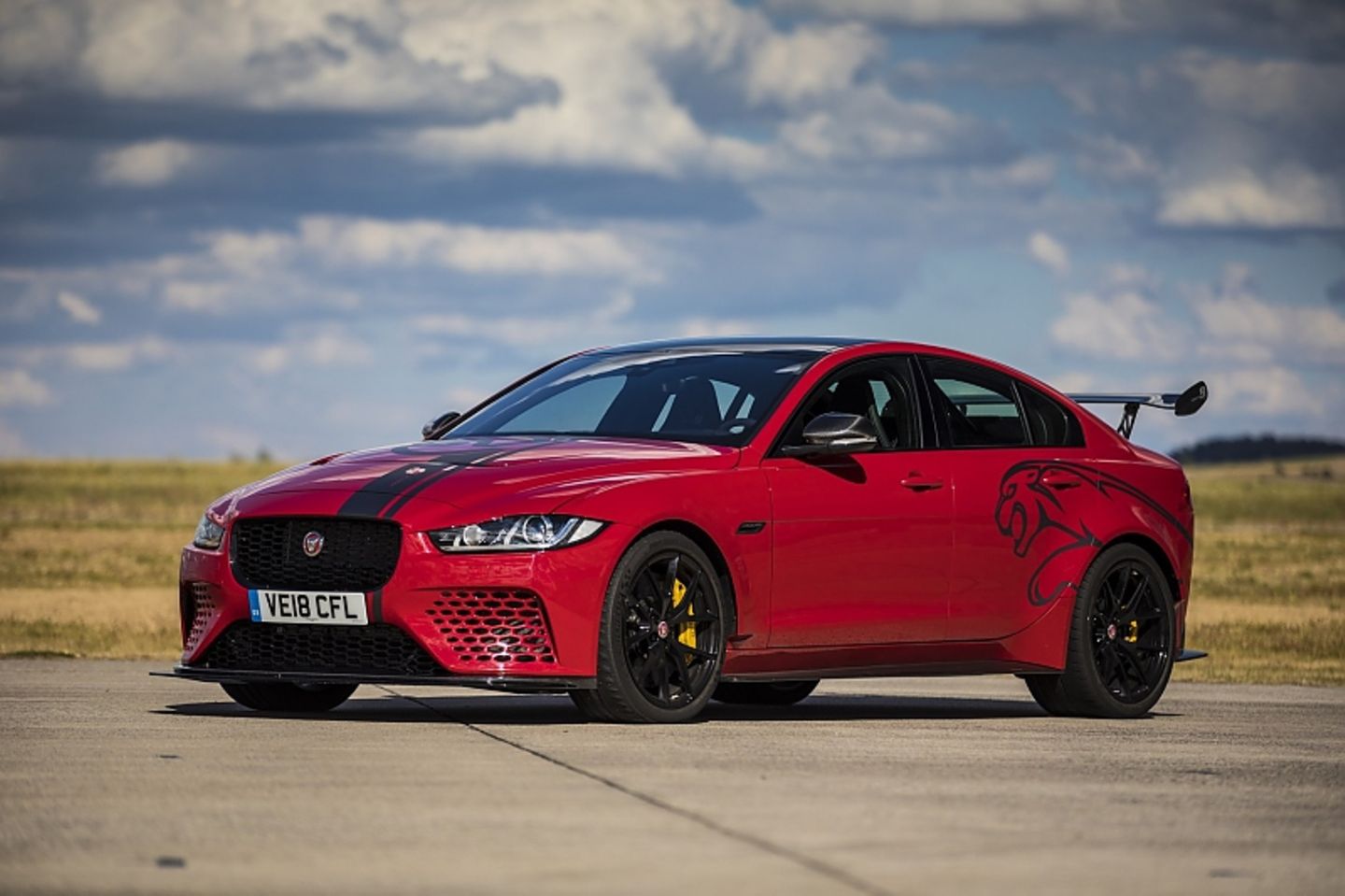 Project 8. Ягуар xe SV Project 8. Jaguar xe Project 8. Jaguar xe SV Project. Jaguar xe XV Project 8.