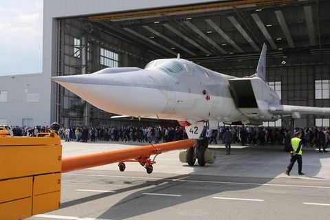 Rollout der ersten  Tu-22M3M.