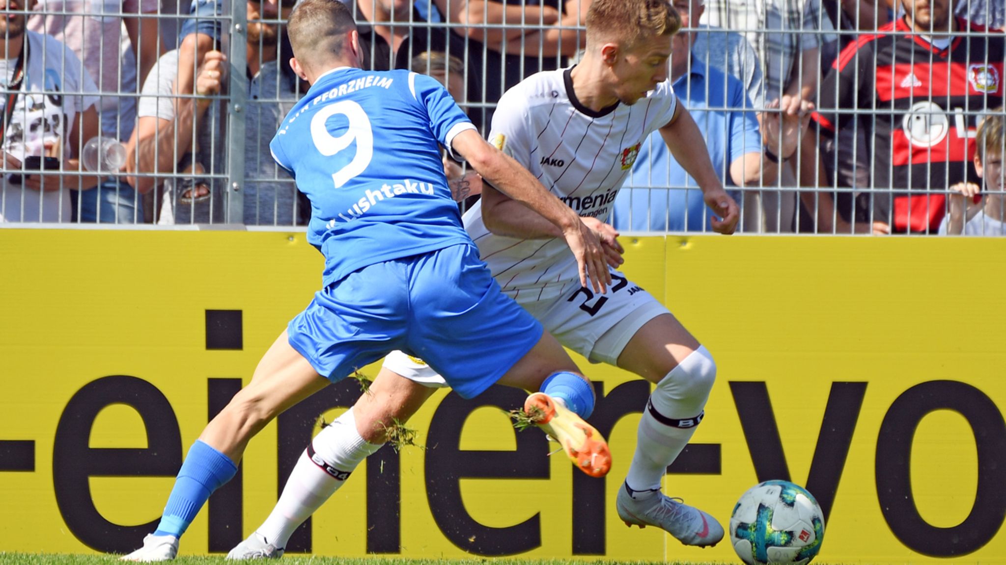 Sky Störung Bezahlsender hat technische Probleme bei DFB-Pokal-Übertragung STERN.de