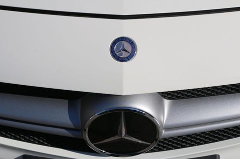 Daimler betonte, man kooperiere mit den Behörden