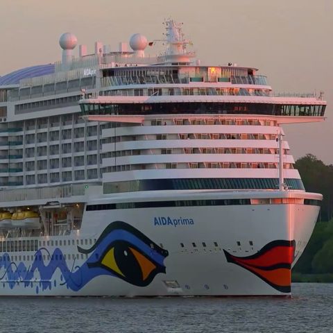 Kreuzfahrtschiff "AIDAprima" belegt den dritten Platz.