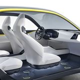 Auch im Innenraum ist schnörkelkos die Devise