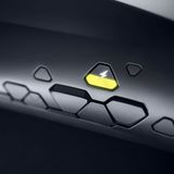 Das Blitz-Symbol weißt auf das BEV-Antriebskonzept hin