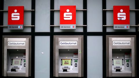 Geldautomat einer Sparkasse