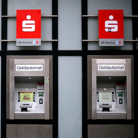 Geldautomat einer Sparkasse