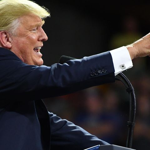 Donald Trump setzt zur Attacke auf Twitter an