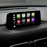 Im Mazda CX-5 lassen sich nun auch Smartphones einbinden