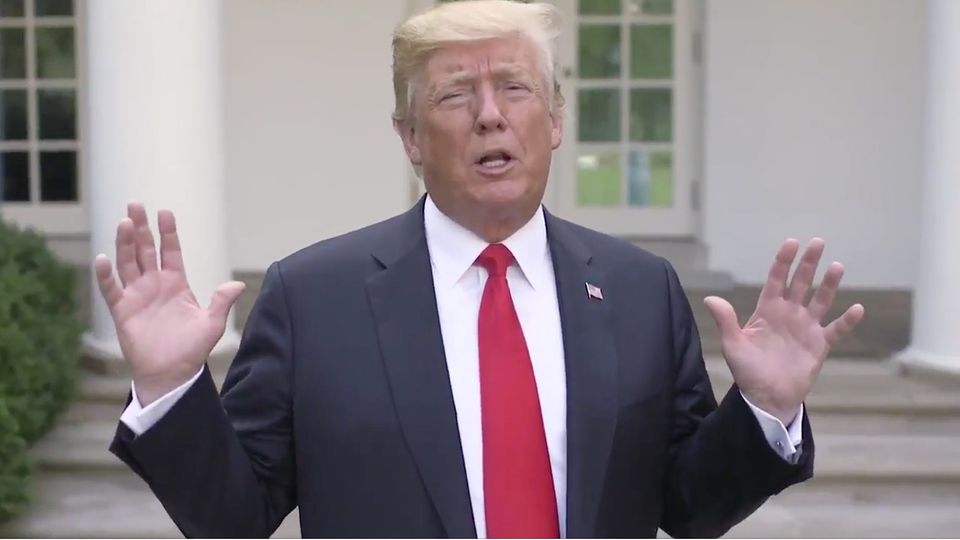 US-Einwanderungspolitik: Donald Trump lässt Flüchtlinge festnehmen, die Flüchtlingskindern helfen wollen US-Einwanderungspolitik: Donald Trump lässt Flüchtlinge festnehmen, die Flüchtlingskindern helfen wollen