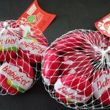 August 2018: Fans von Babybel finden seit Neuestem eine Käsekugel weniger im Netz. Im Supermarkt sind es fünf statt sechs Stück, im Discounter sechs statt sieben und bei den Großpackungen neun statt zehn. Der Preis ist bei den meisten Händlern identisch geblieben, was laut Verbraucherzentrale einer Preiserhöhung von bis zu 20 Prozent entspricht. Hersteller Bel verteidigt die versteckte Preiserhöhung damit, dass das Produkt seit Juli gentechnikfrei hergestellt wird.