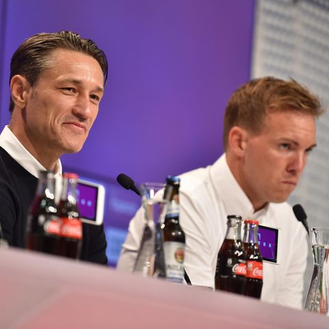 Nico Kovac und Julian Nagelsmann  auf der Pressekonferenz nach dem Spiel