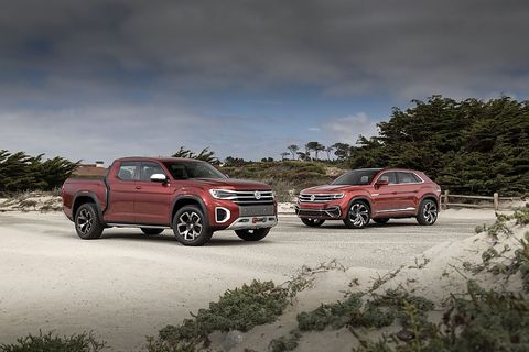 Der VW VW Atlas Tanoak (links) und der VW Atlas Cross Sport