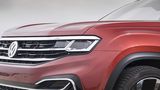 Die Front des VW Atlas Cross Sport Prototyp ist markant