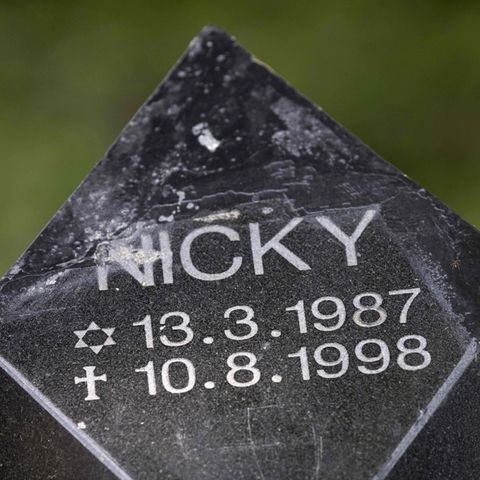 Gedenkstein für Nicky Verstappen