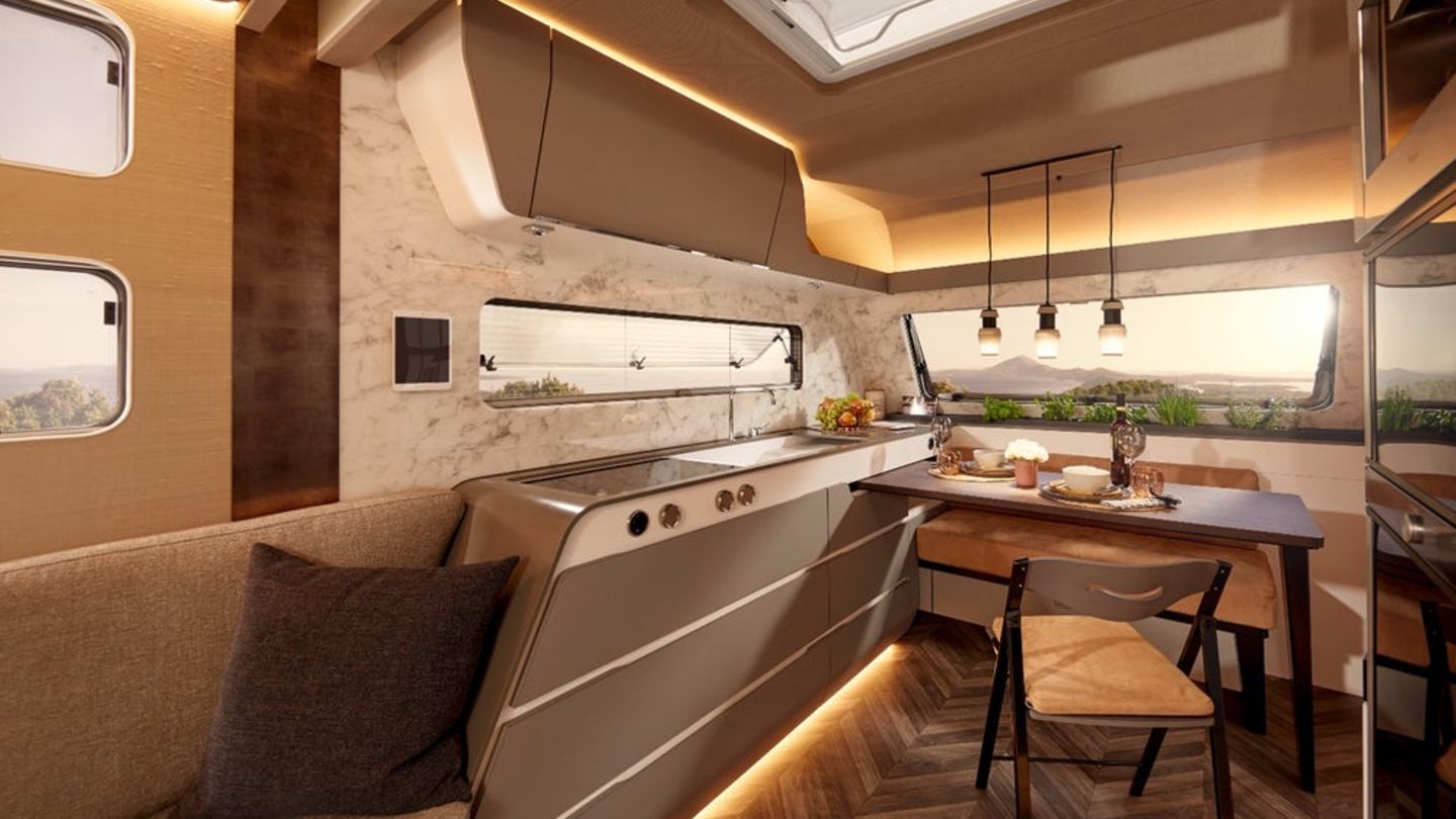 Hängeleuchten sind wegen der Pendelbewegungen sonst in Wohnwagen verpönt.