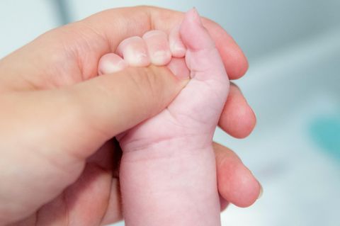 Immer spätere Geburten : Ländervergleich: Wann Frauen Mütter werden