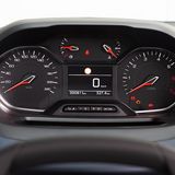 Peugeot Rifter Puretech 110 - die hoch liegenden Instrumente überzeugen nicht