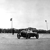 Grünes Monster Opel - mit V16-Motor und 12,3 Litern Hubraum