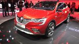 Der Arkana trägt das bekannte Renault-Gesicht inklusive Rhombus