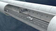 Wer mag, kann den kilometerlangen Tunnel auch zu Fuß durchqueren.