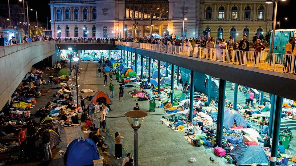Integration: Geboren wurde Sadan al-Abdallah in einer Fußgängerunterführung im Bahnhof Budapest Geboren wurde Sadan al-Abdallah in einer Fußgängerunterführung im Bahnhof Budapest