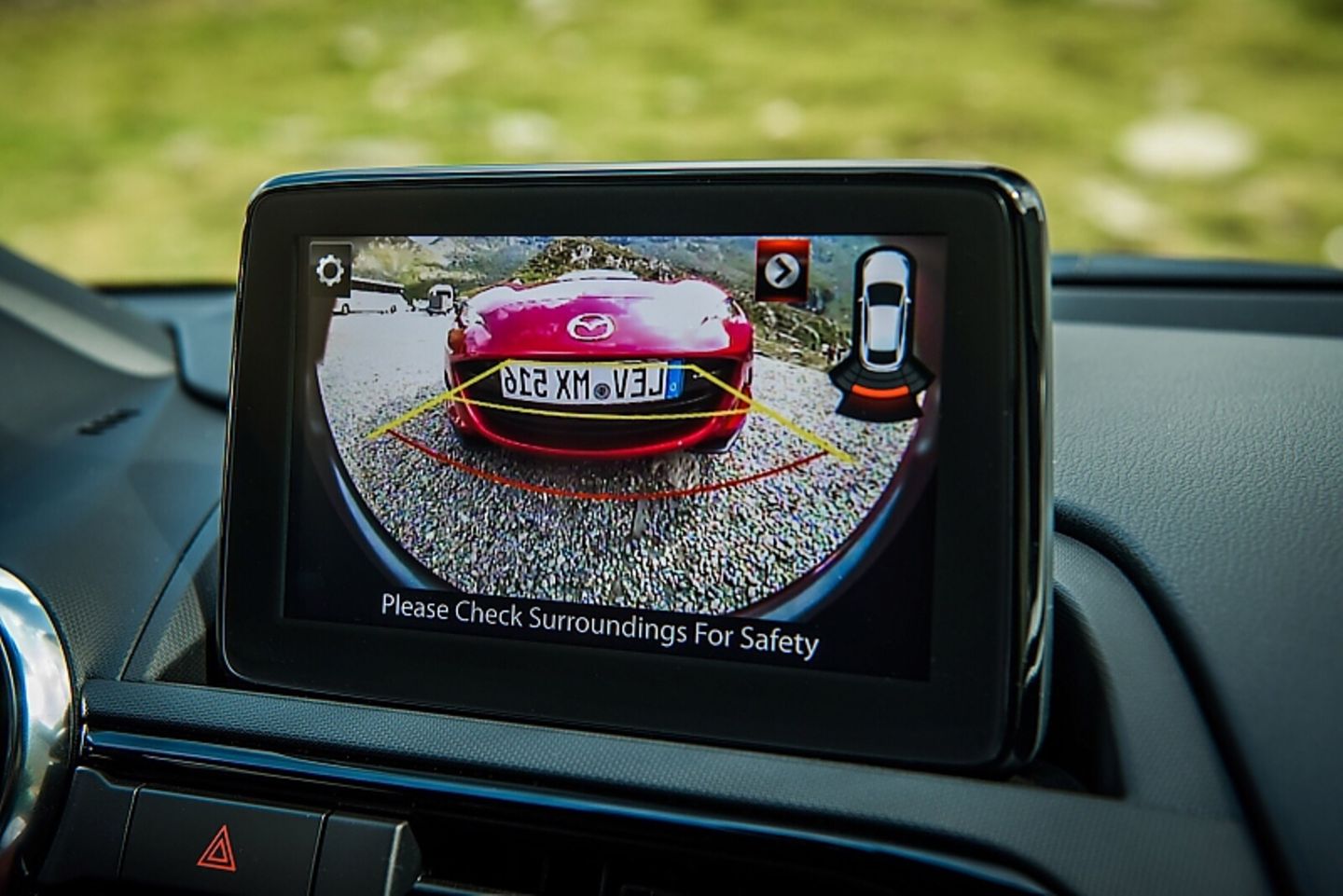 Leichter parken: Rückfahrkamera im Mazda MX-5