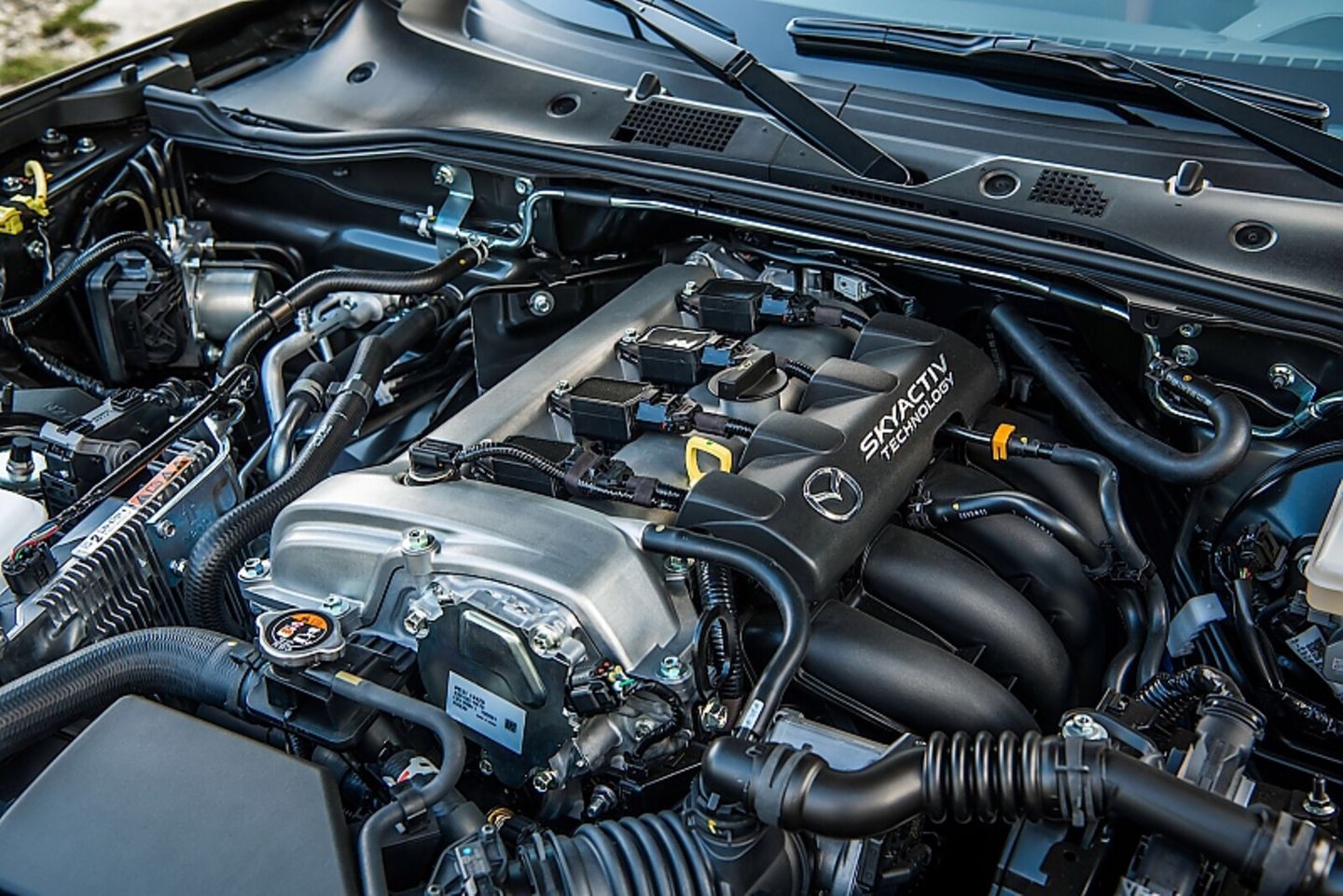 Der 2,0-Liter-Motor im Mazda MX-5 leistet nun 184 PS