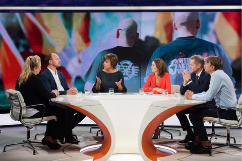 Justizministerin Katarina Barley (3.v.r) diskutierte in der Runde bei Maybritt Illner über Chemnitz