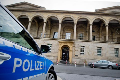 Prozessbeginn um Gruppenvergewaltigung einer 13-Jährigen in Velbert: Das Landgericht in Wuppertal