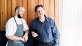 Micha Schäfer (links) und Billy Wagner, Nobelhart & Schmutzig  Für deutsche Standards war die Eröffnung des "Nobelhart & Schmutzig" radikal. Das von dem jungen Gastronomen Billy Wagner vor dreieinhalb Jahren in Berlin mit einem "brutal lokalen" Konzept eröffnete Restaurant "Nobelhart & Schmutzig" landete in diesem Jahr erstmals auf der Pellegrino-Liste, auf einem respektablen Platz 88.