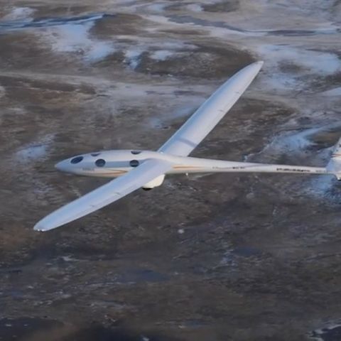 Neuer Weltrekord: Komplett ohne Antrieb: Airbus-Segelflugzeug fliegt auf 19 Kilometer Höhe