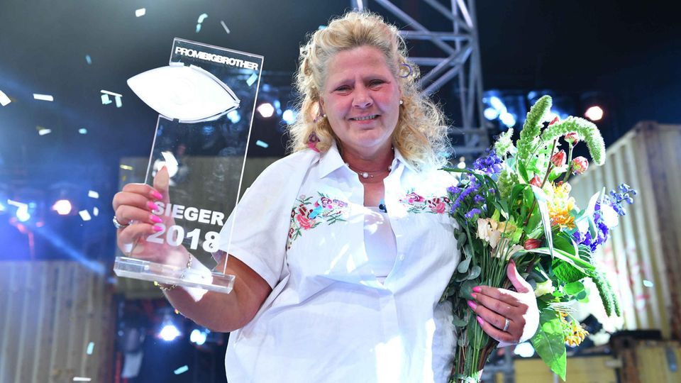 Finale: Promi Big Brother: Mama Wollny holt sich den Sieg – und zwar deutlich