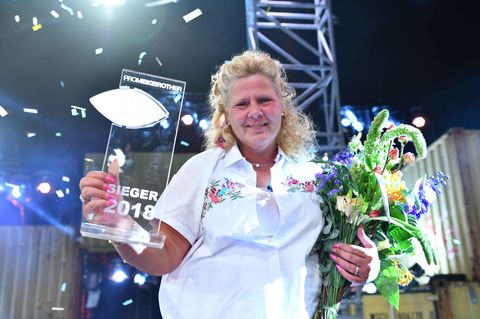 Finale: Promi Big Brother: Mama Wollny holt sich den Sieg – und zwar deutlich