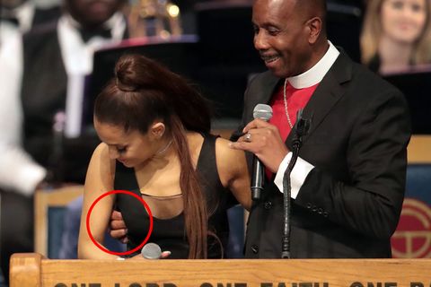 Bischof berührt Brust von US-Popsängerin Ariana Grande