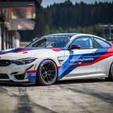 Der BMW M4 GT4 kostet 202.300 Euro