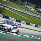 Der BMW M4 GT4 ist ein reinrassiges Rennsportfahrzeug