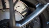 Die Bremsscheiben vorne haben einen Durchmesser von 390 Millimetern