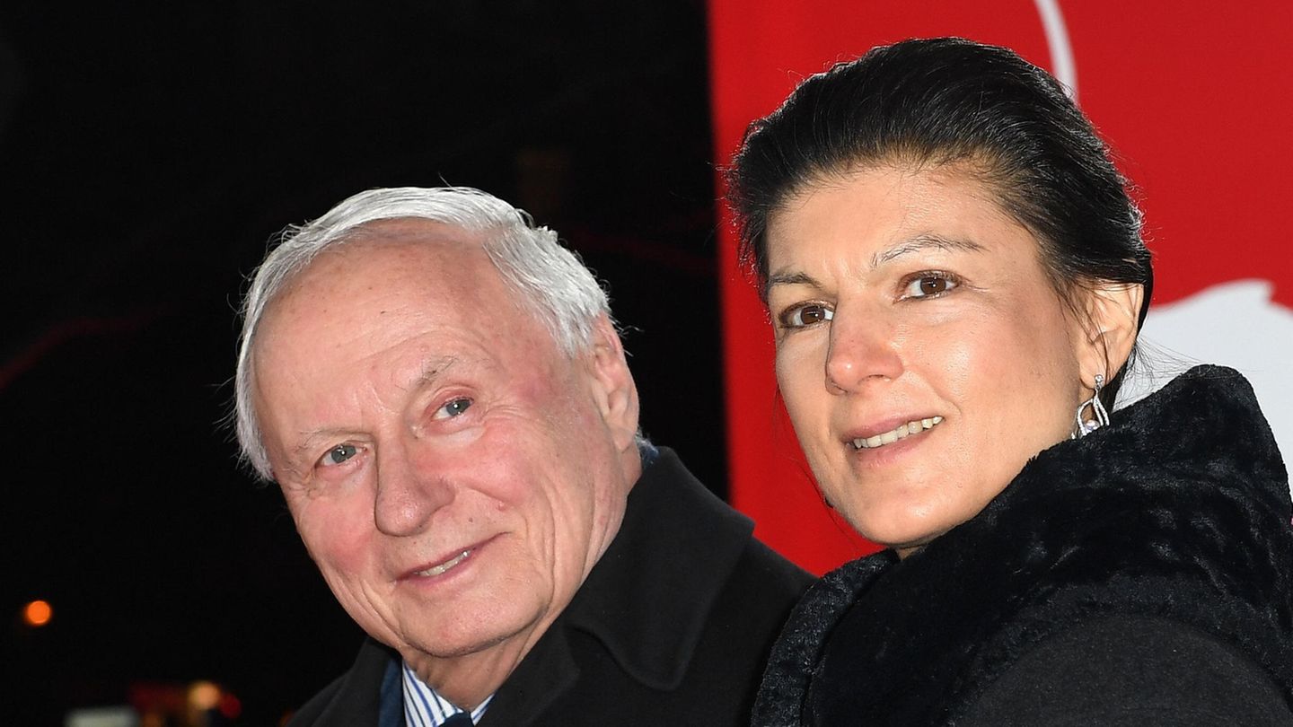 Die "Aufstehen"-Initiatoren Oskar Lafontaine und Sahra Wagenknecht
